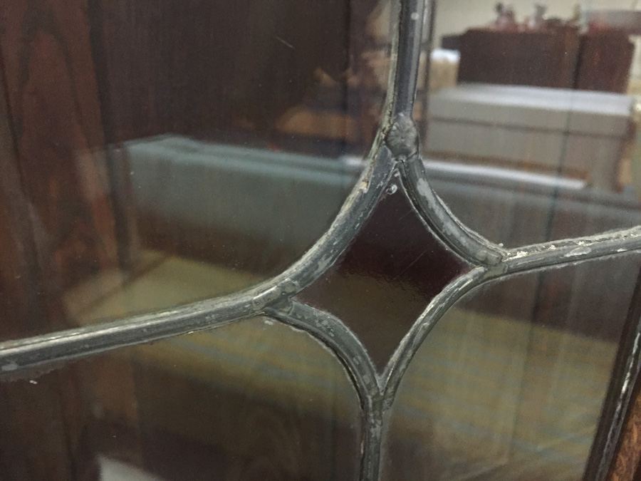 Vintage Cabinet With Stained Glass [Photo 14]