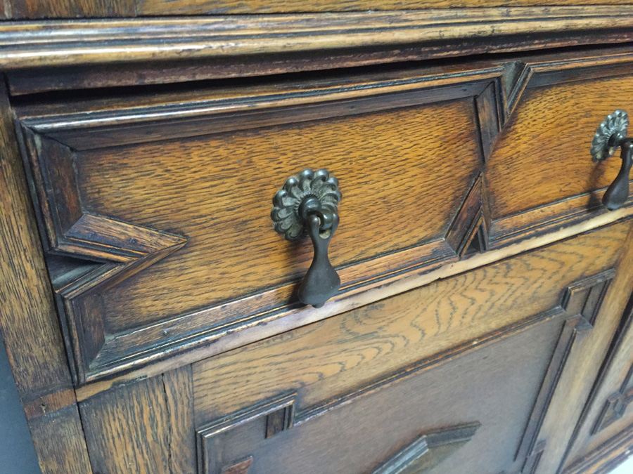 Vintage Cabinet With Stained Glass [Photo 7]