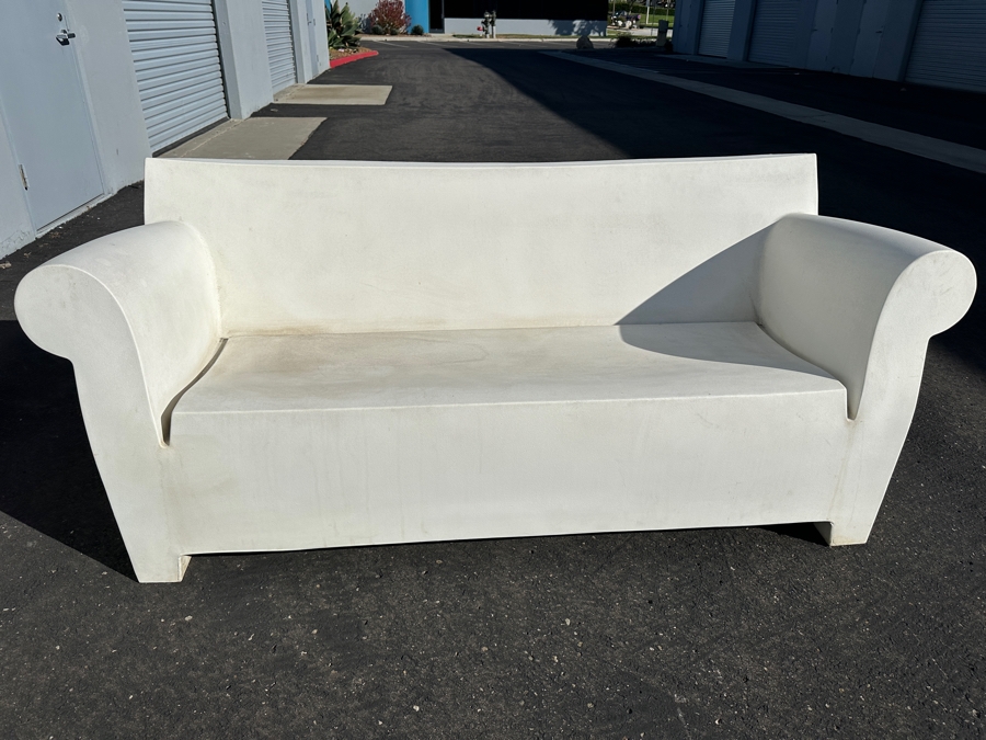 Kartell Sofa Bubble Club By Philippe Starck Made In Italy Made Of Polyethylene Industrial Sofa 73W X 28D X 30H Retails $1,695 [Photo 4]