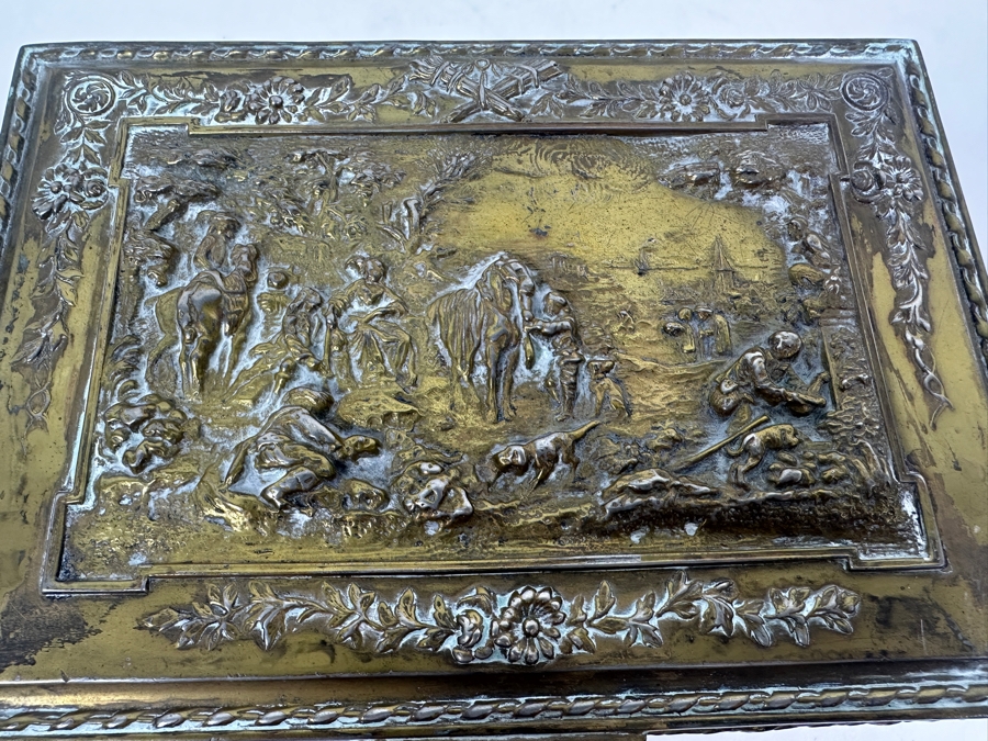 Antique Jennings Brothers Repousse Brass Metal Box 7.5W X 5D X 3H [Photo 5]