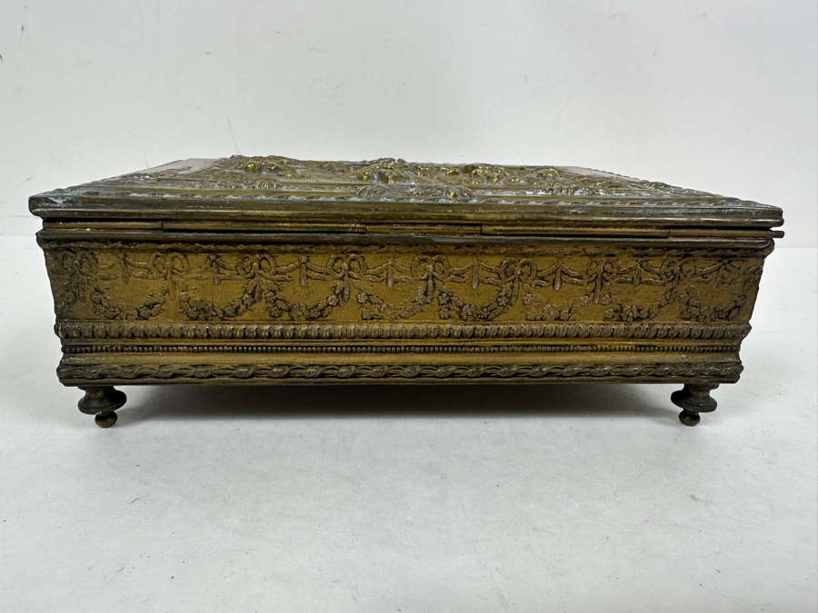 Antique Jennings Brothers Repousse Brass Metal Box 7.5W X 5D X 3H [Photo 9]