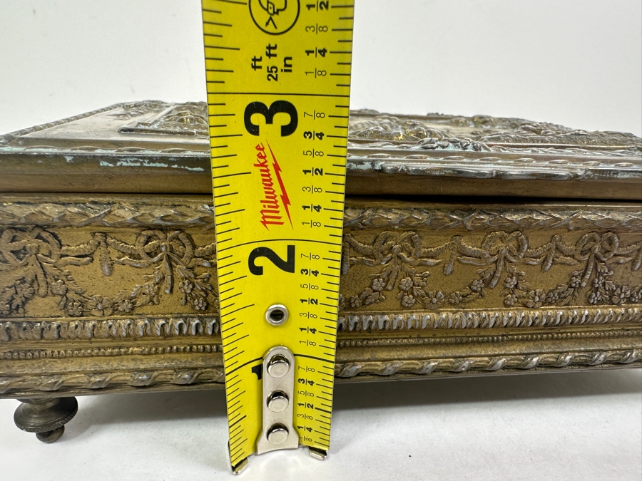 Antique Jennings Brothers Repousse Brass Metal Box 7.5W X 5D X 3H [Photo 14]