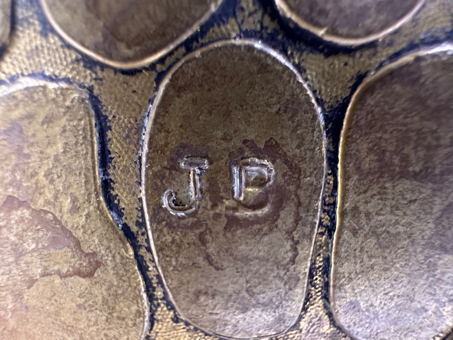 Antique Jennings Brothers Repousse Brass Metal Box 7.5W X 5D X 3H [Photo 11]