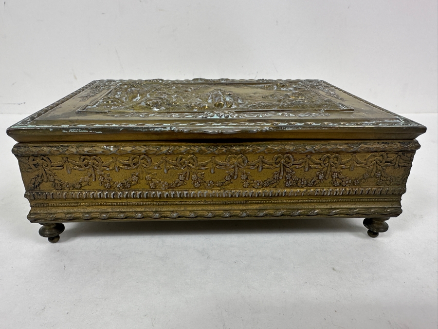 Antique Jennings Brothers Repousse Brass Metal Box 7.5W X 5D X 3H [Photo 3]