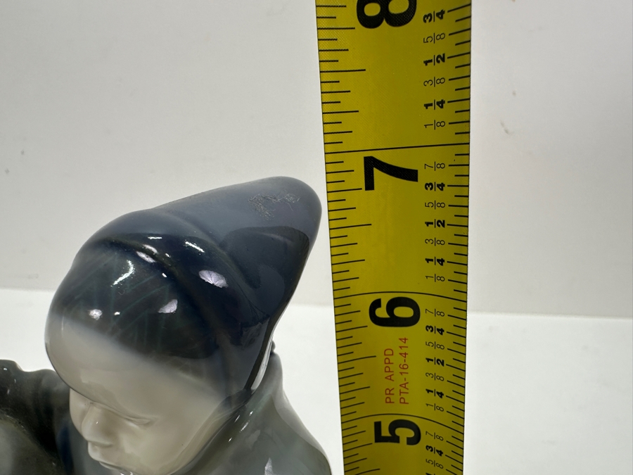 Royal Copenhagen Denmark Figurine 'Reading Sisters' 'Amager Maids' 1395 7'H [Photo 7]