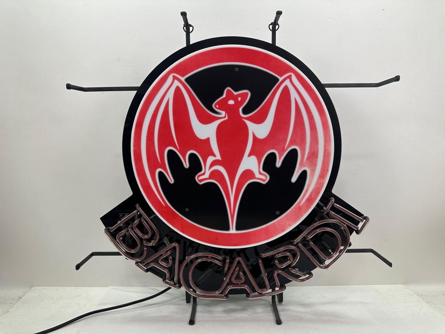 Bacardi Neon Sign 26'H [Photo 4]