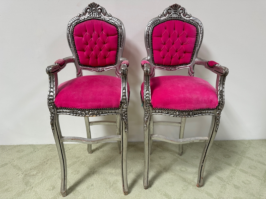 Tufted Back Bar Stools Armchairs 29.5'H Seat X 19'W X 51'H [Photo 2]