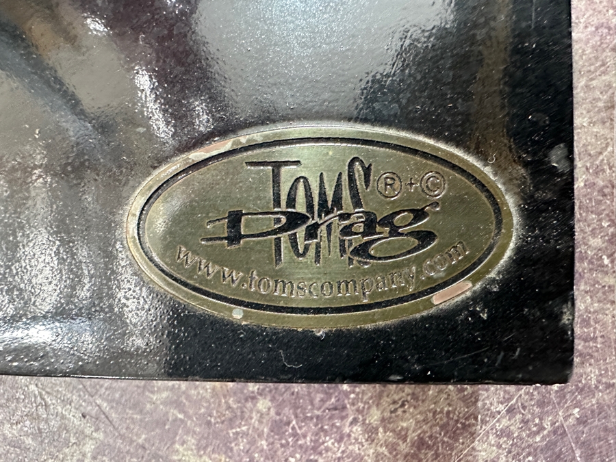 Tom's Drag Toms Company Hand Painted Sculpture Leg Is Signed 21W X 8D X 57H [Photo 21]