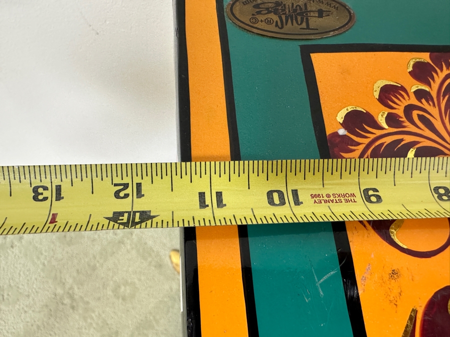 Pair Of Tom's Drag Toms Company Hand Painted Footed Feet Columns Pedestals Large 31'H X 11.5'W & Medium 22.5'H X 11.5'W [Photo 16]