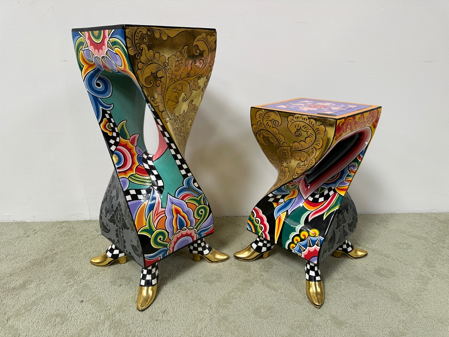 Pair Of Tom's Drag Toms Company Hand Painted Footed Feet Columns Pedestals Large 31'H X 11.5'W & Medium 22.5'H X 11.5'W [Photo 8]
