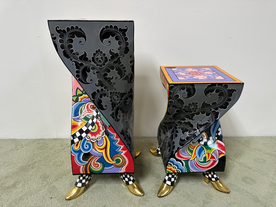 Pair Of Tom's Drag Toms Company Hand Painted Footed Feet Columns Pedestals Large 31'H X 11.5'W & Medium 22.5'H X 11.5'W [Photo 14]