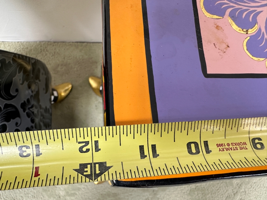 Pair Of Tom's Drag Toms Company Hand Painted Footed Feet Columns Pedestals Large 31'H X 11.5'W & Medium 22.5'H X 11.5'W [Photo 19]