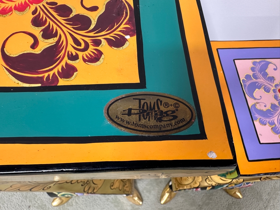 Pair Of Tom's Drag Toms Company Hand Painted Footed Feet Columns Pedestals Large 31'H X 11.5'W & Medium 22.5'H X 11.5'W [Photo 11]