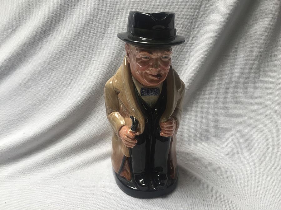 Winston Churchill Royal Doulton England Figurine