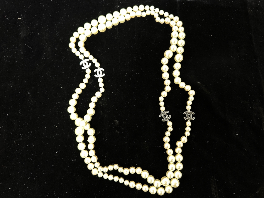 Faux Channel 68' Faux Pearl Necklace [Photo 5]