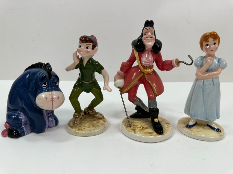 Four Disney Figurines [Photo 2]