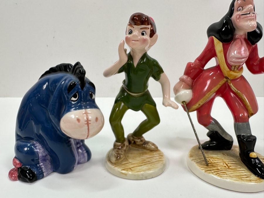Four Disney Figurines [Photo 4]