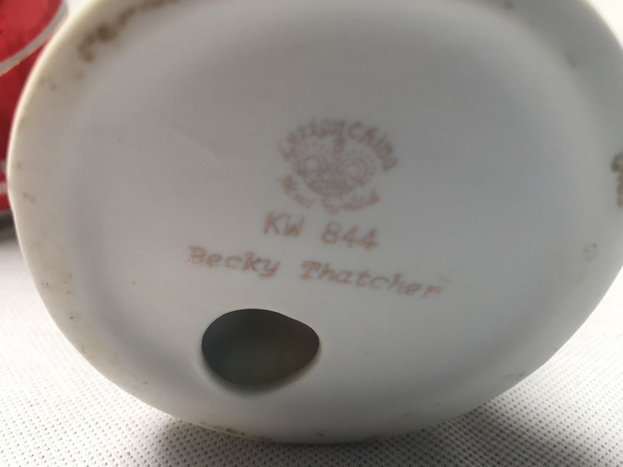 Lefton Figurine Becky Thatcher [Photo 14]