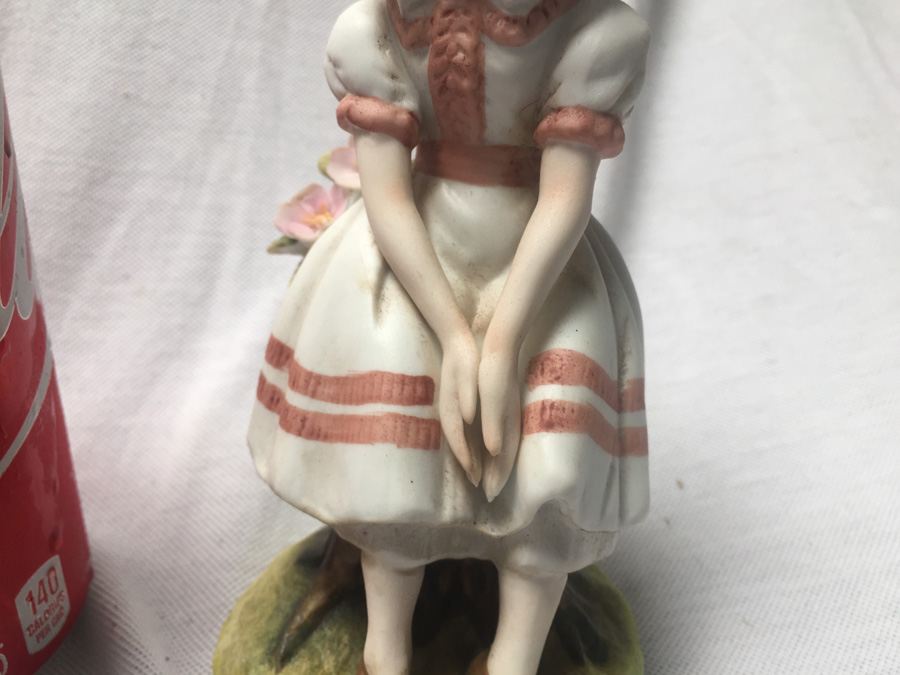 Lefton Figurine Becky Thatcher [Photo 5]