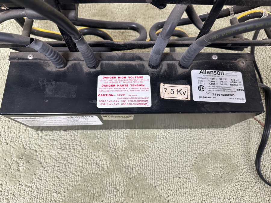 Vintage Miller Genuine Draft MGD Beer Neon Sign 30'W X 31'H X 6'D [Photo 5]