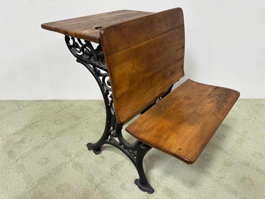Just Added - Vintage Wrought Iron / Wooden Child's School Desk By Century Seating Chicago 29W X 21D X 29H [Photo 4]