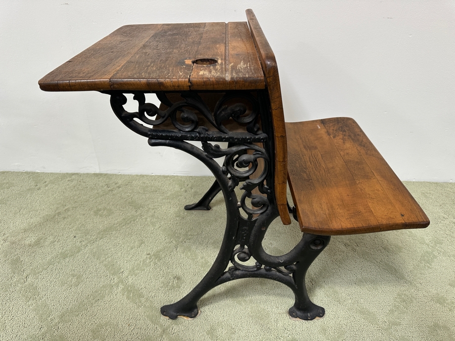 Just Added - Vintage Wrought Iron / Wooden Child's School Desk By Century Seating Chicago 29W X 21D X 29H [Photo 6]