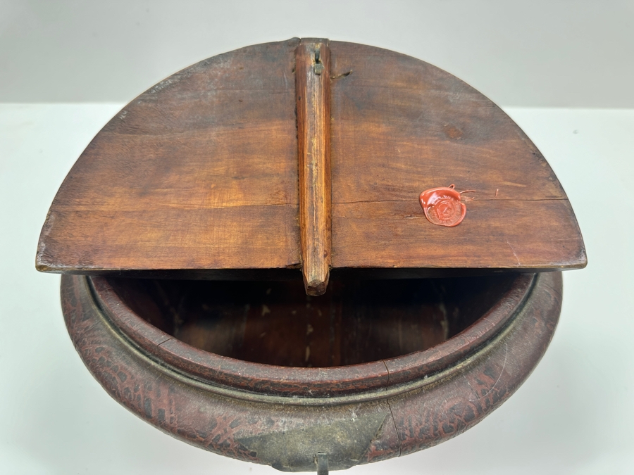 Vintage Chinese Export Wooden Lacquered Round Covered Container Food Lunch Box 12.5W X 6.5H [Photo 6]