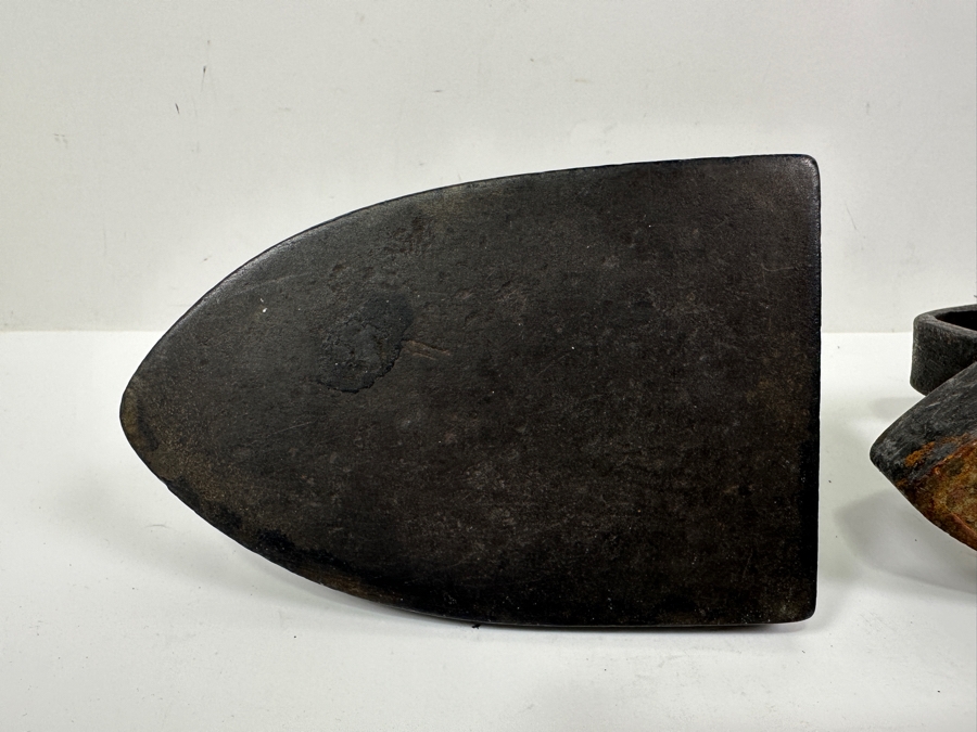 Pair of Antique Cast Iron Flat Irons - One Stamped Geneva Ill [Photo 6]