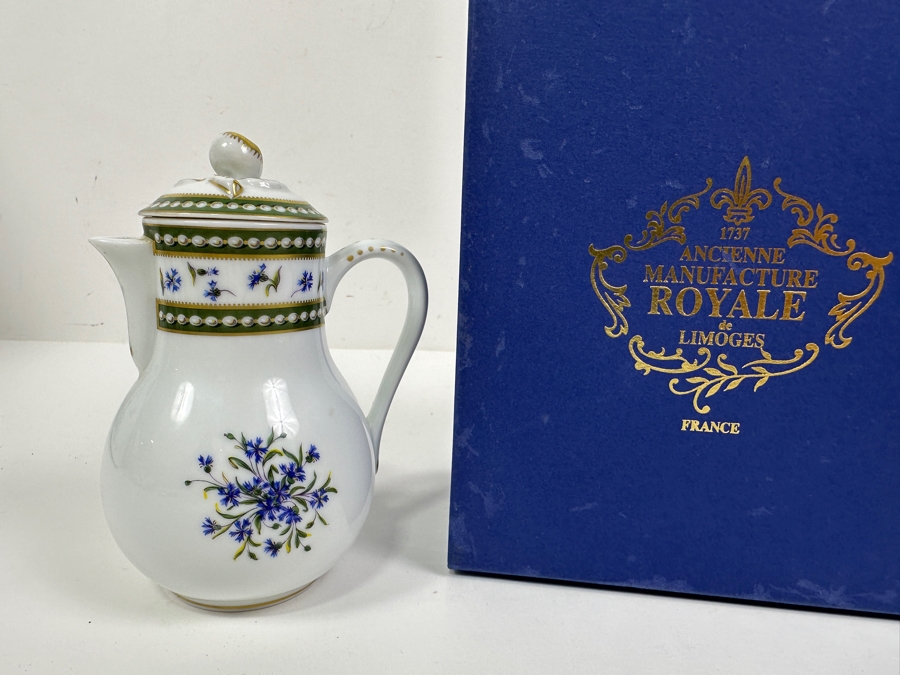 Bernardaud Marie Antoinette Ancienne Manufacture Royale Limoges Creamer With Original Box Retails $690 [Photo 2]