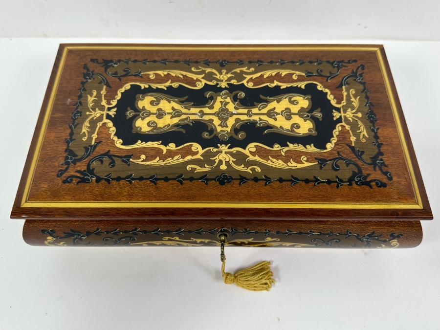 Vintage Reuge Music Box from Italy 10.5' x 6'D x 2.75'H [Photo 4]