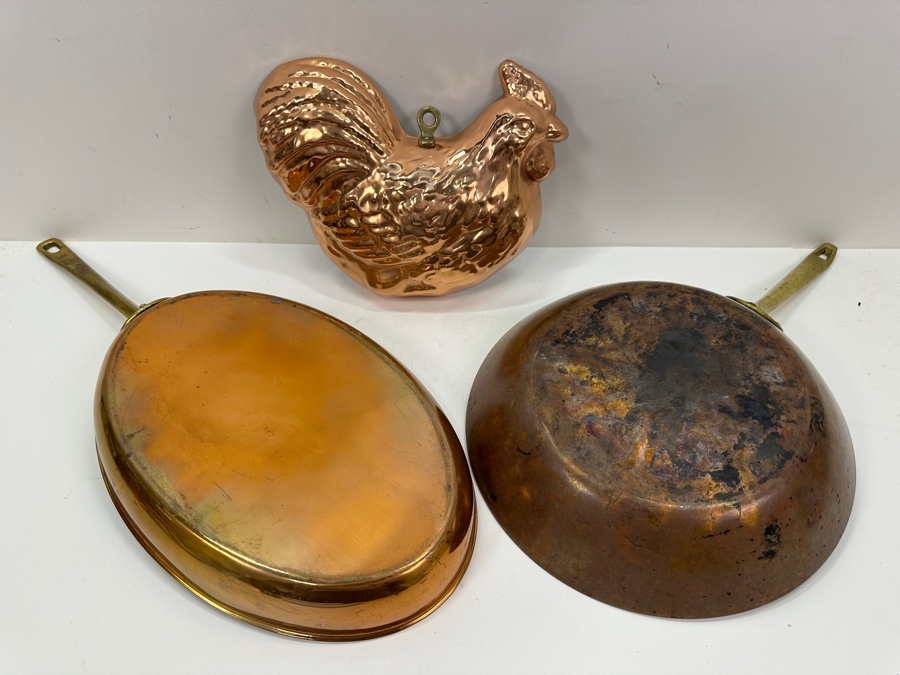 (2) Copper Pans and Rooster Mold [Photo 5]