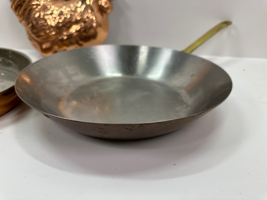 (2) Copper Pans and Rooster Mold [Photo 4]