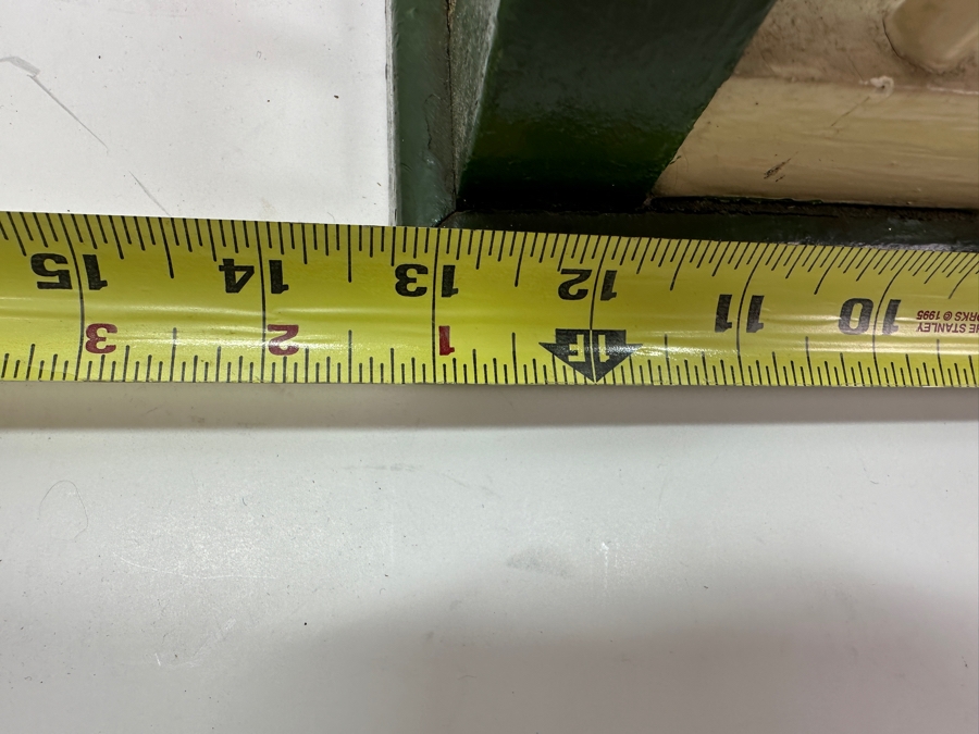 Antique Wooden Fence Christmas Tree Stand 13.25'x13.25' [Photo 8]