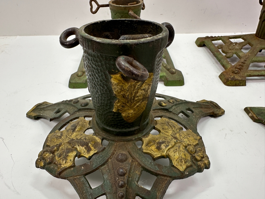 Lot of (4) Antique Cast Iron Christmas Tree Stands 7'W and 10'W [Photo 6]