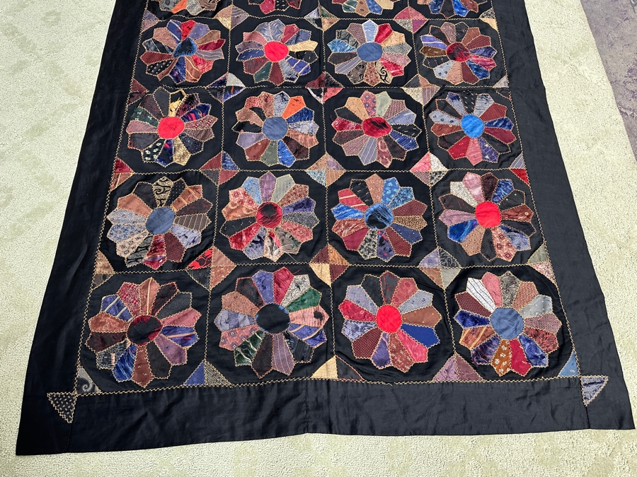Vintage Handmade Quilt 51 X 72 [Photo 7]