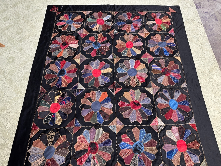 Vintage Handmade Quilt 51 X 72 [Photo 6]