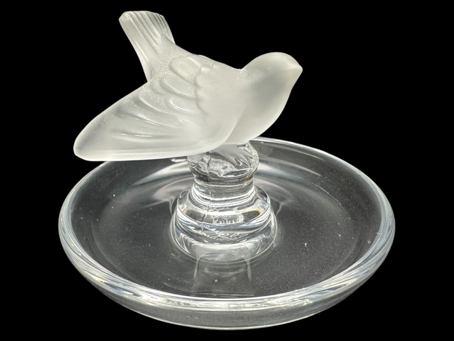 Lalique France Crystal Frosted Bird On A Circular Trinket Ring Dish 3.75'W