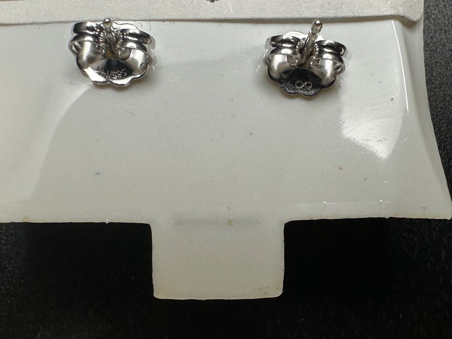 14k Gold Imperial Jade Earrings 1.4g Retails $400 [Photo 7]