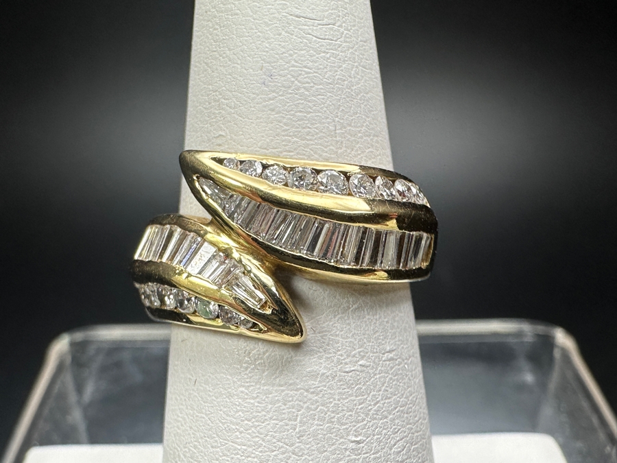 14k Gold Diamond Ring With (26) Baguette Diamonds & (18) Round Brilliant Diamonds Est. 1.05cttw 7.2g Size 6.5 Retails $3,000 [Photo 4]