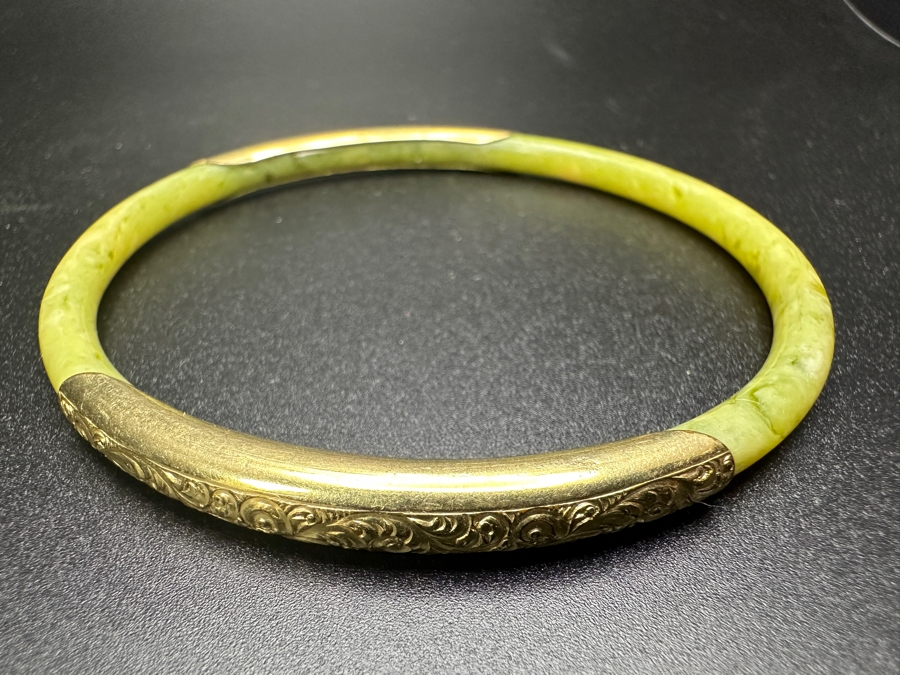 14k Gold & Jade Bangle Bracelet 9.4g Retails $100 [Photo 7]