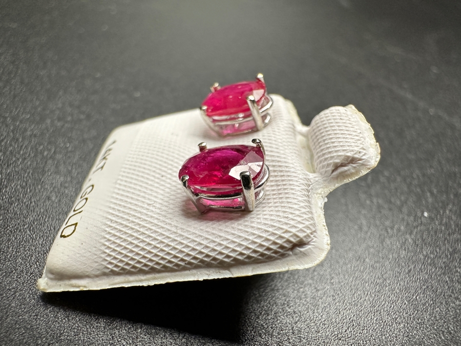 14k Gold (2) 7x5mm Oval Ruby 2cttw Earrings 1.3g Retails $400 [Photo 5]