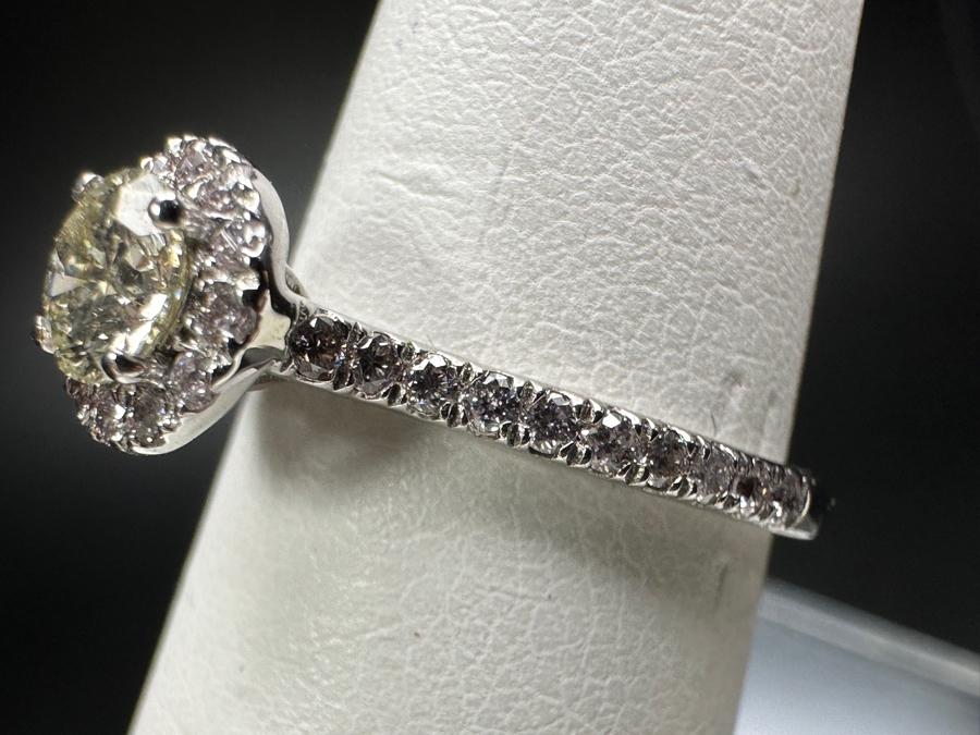 14k Gold Diamond Ring With (1) 4.5mm Round Brilliant Diamond .36ct & (32) 1mm Round Brilliant Accent Diamonds Size 5.75 2g Retails $1,400 [Photo 10]