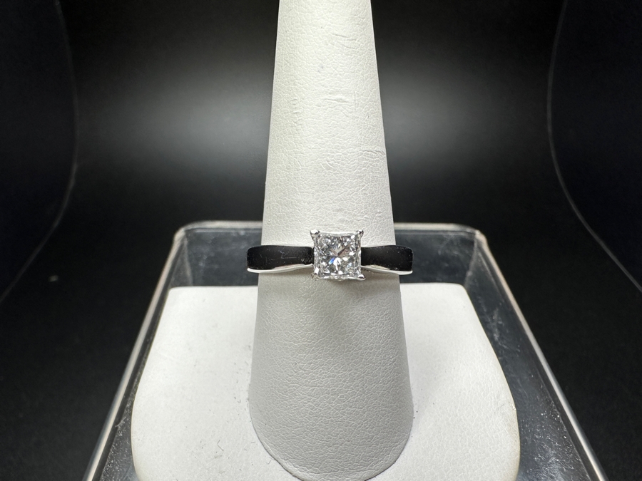 14k Gold Diamond Ring With 4.5mm Princess Cut Diamond .5ct & (2) 3.8mm Round Brilliant Diamonds .44cttw Size 9 4.1g Retails $2,000 [Photo 2]