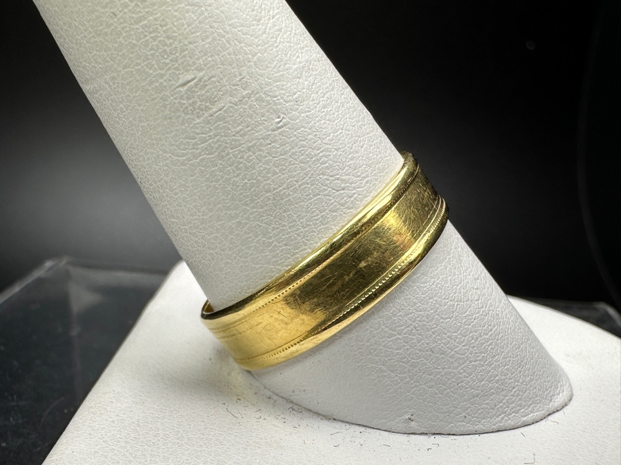 18k Gold Ring Size 11 3.8g Retails $1,100 [Photo 4]