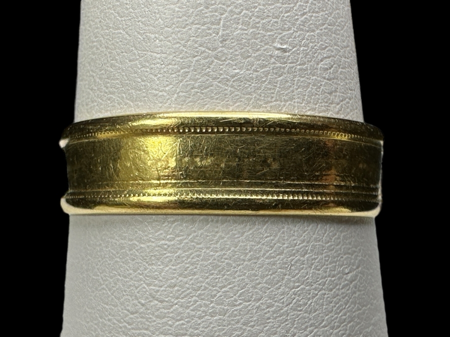 18k Gold Ring Size 11 3.8g Retails $1,100 [Photo 1]