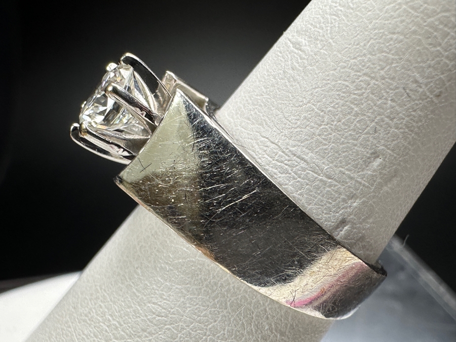 14k Gold Diamond Ring With 5.5mm Round Brilliant Diamond Est. .65ct J Color Size 7 6.3g Retails $2,800 [Photo 10]