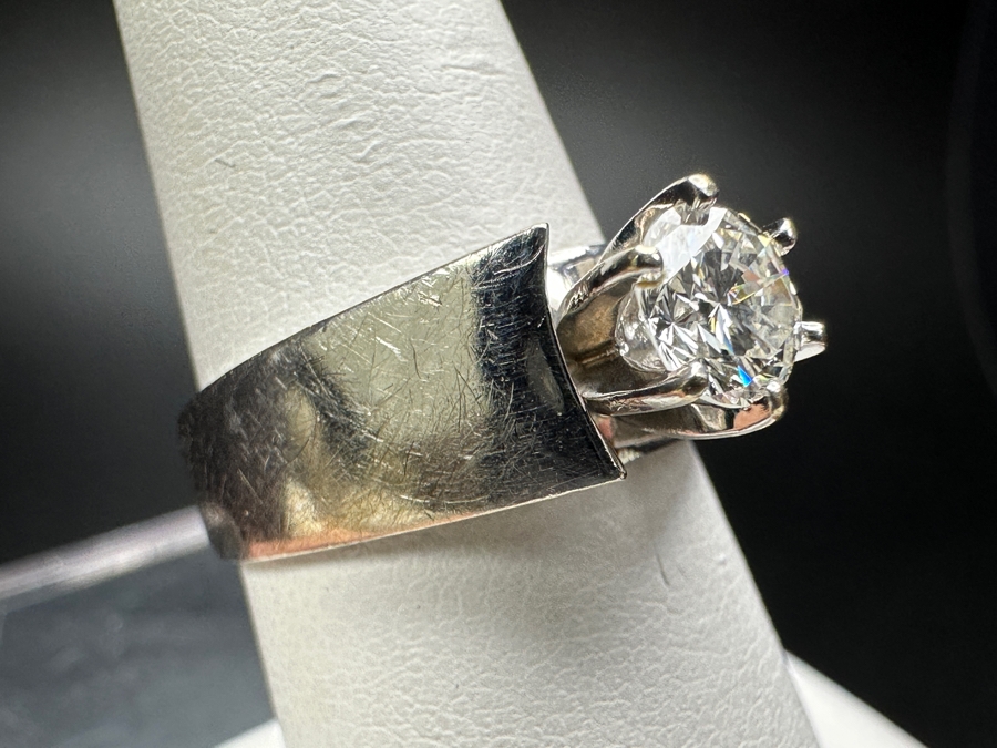 14k Gold Diamond Ring With 5.5mm Round Brilliant Diamond Est. .65ct J Color Size 7 6.3g Retails $2,800 [Photo 6]