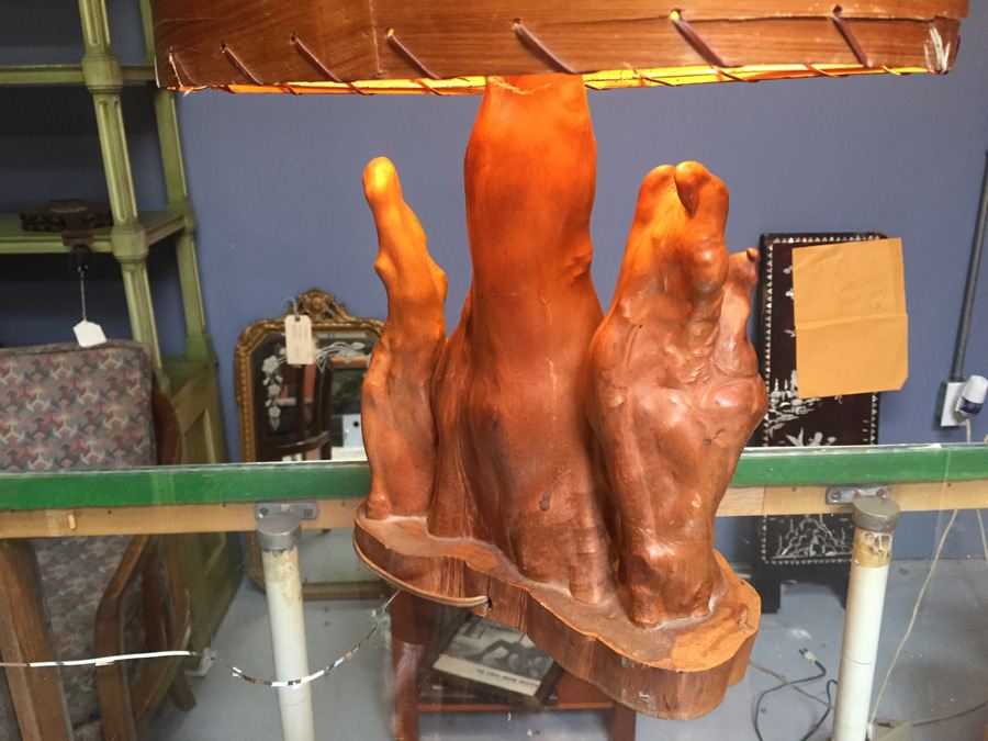 Mid-century Natural Wood Lamp with Woven Shade [Photo 9]