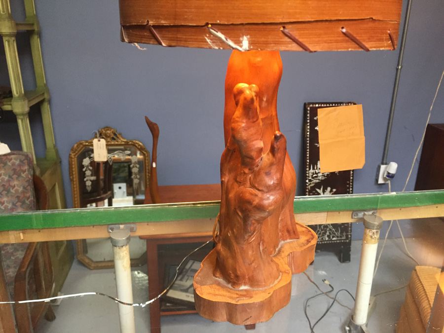 Mid-century Natural Wood Lamp with Woven Shade [Photo 7]