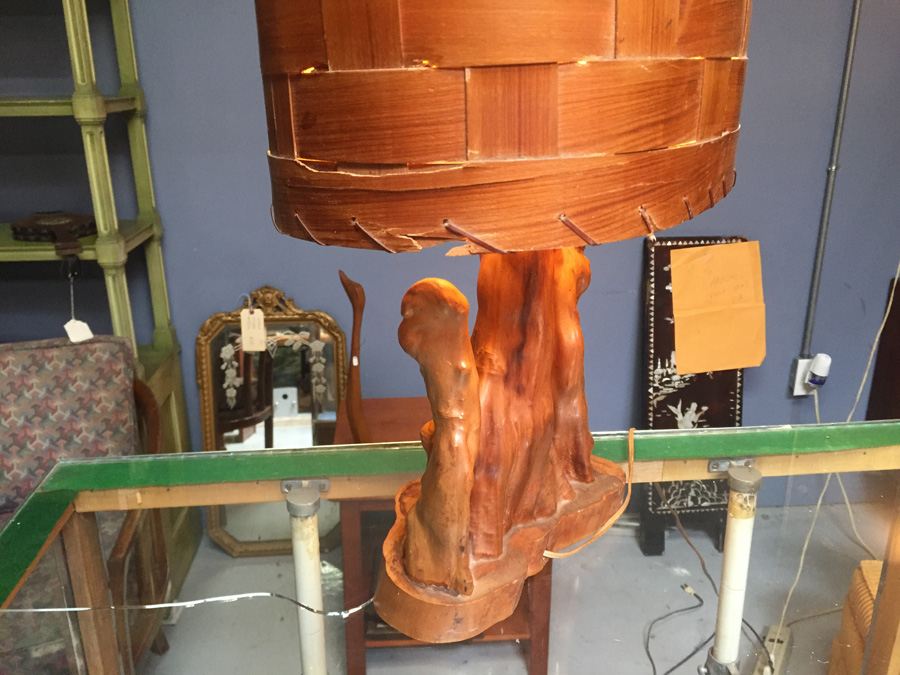 Mid-century Natural Wood Lamp with Woven Shade [Photo 12]